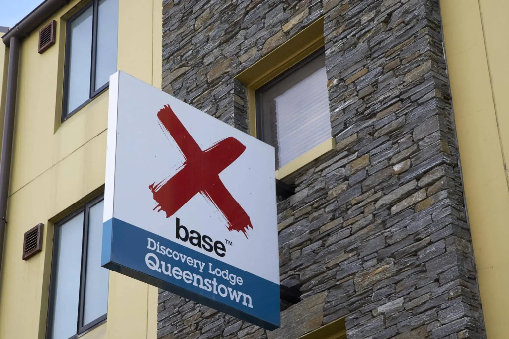 Base Backpackers Queenstown