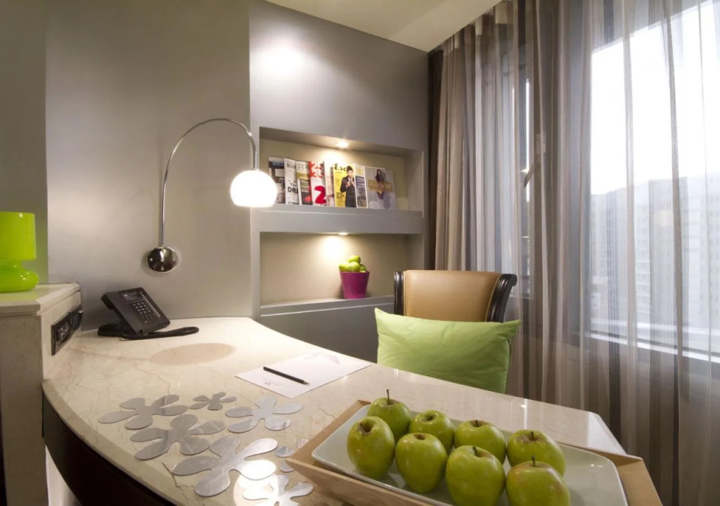 S Aura Hotel - 4