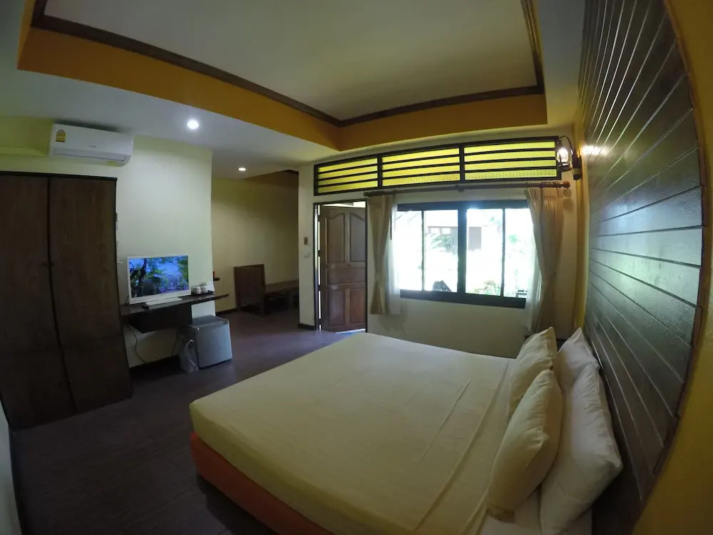 Deluxe room with balcony