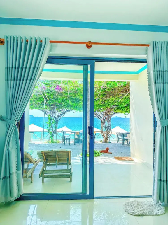 Superior Double room with sea view (full double bed)