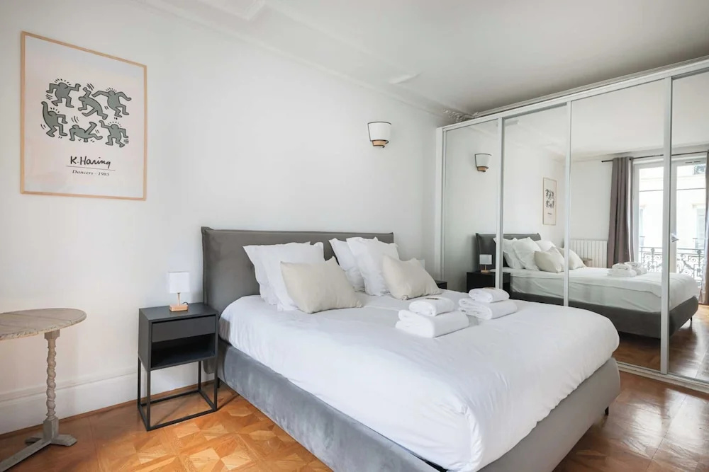 Voir la photo 2 — Elegant Apartment for 4 People