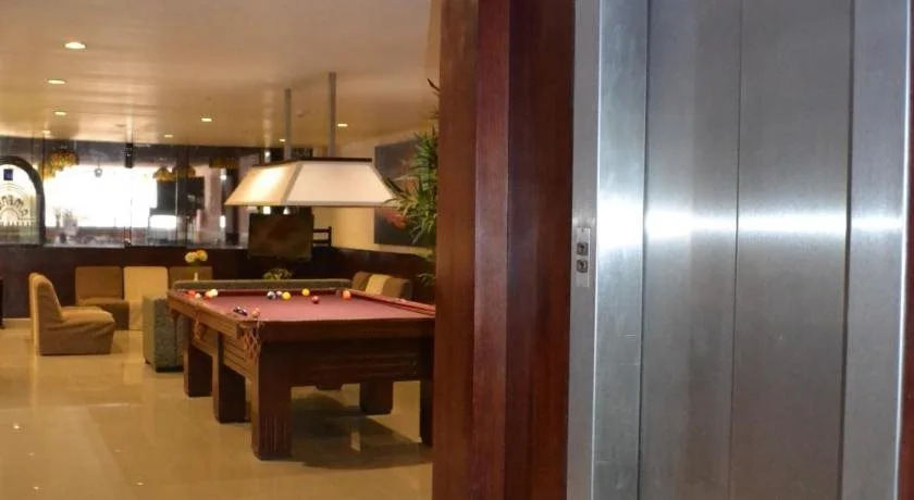 Yours Hotel Lifestyle - фото 12