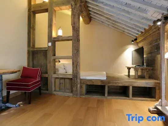 Standard Family Duplex room