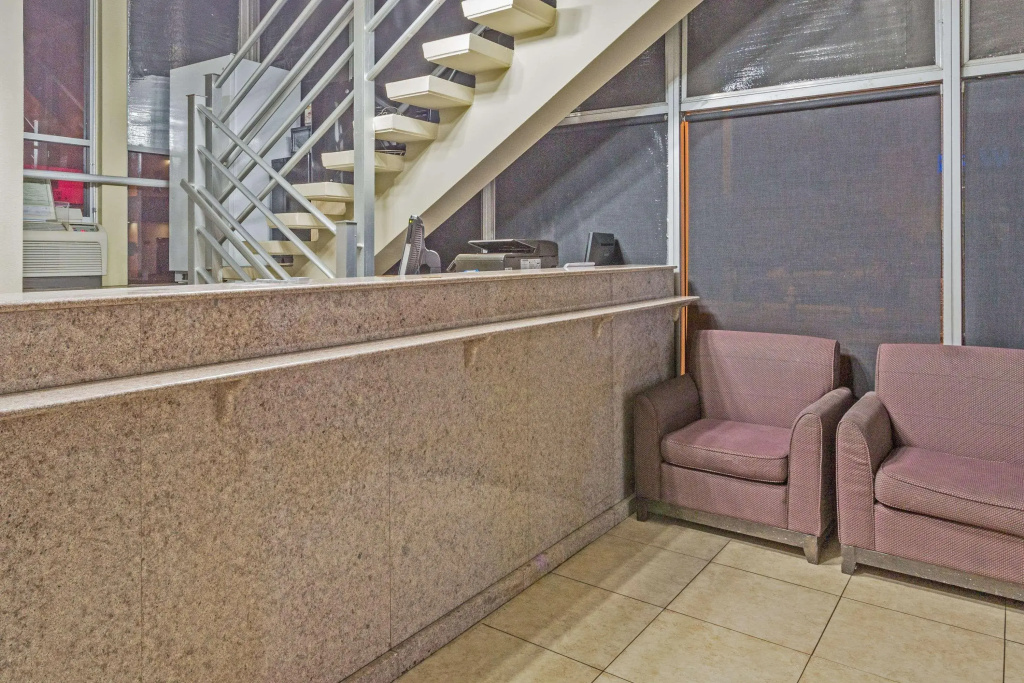 Balcony & Terrace