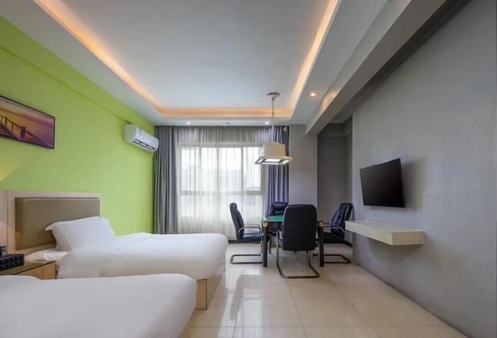 Junyue Business Hotel