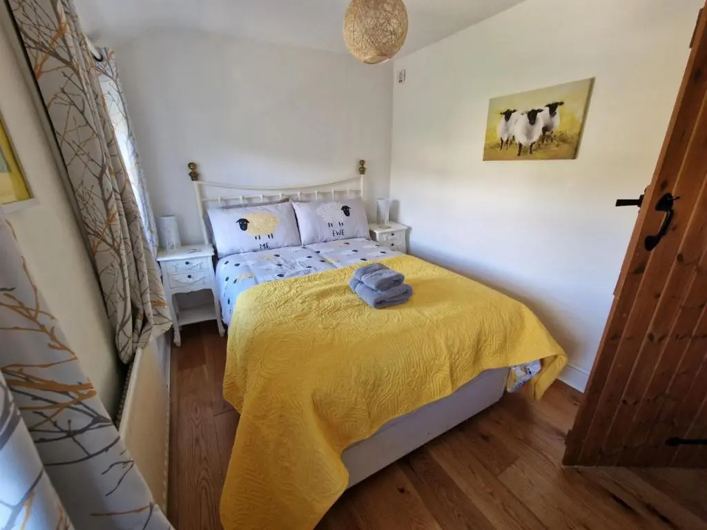 Crosland Cottage