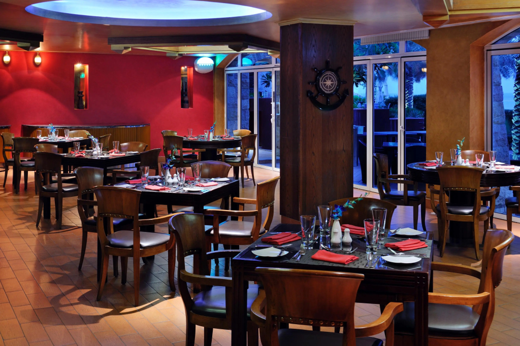 Mövenpick Hotel & Resort Al Bida'a Kuwait - фото 32