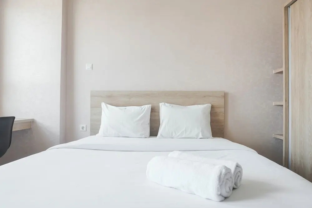 Comfortable And Cozy Studio (No Kitchen) Apartment At Mustika Golf Residence