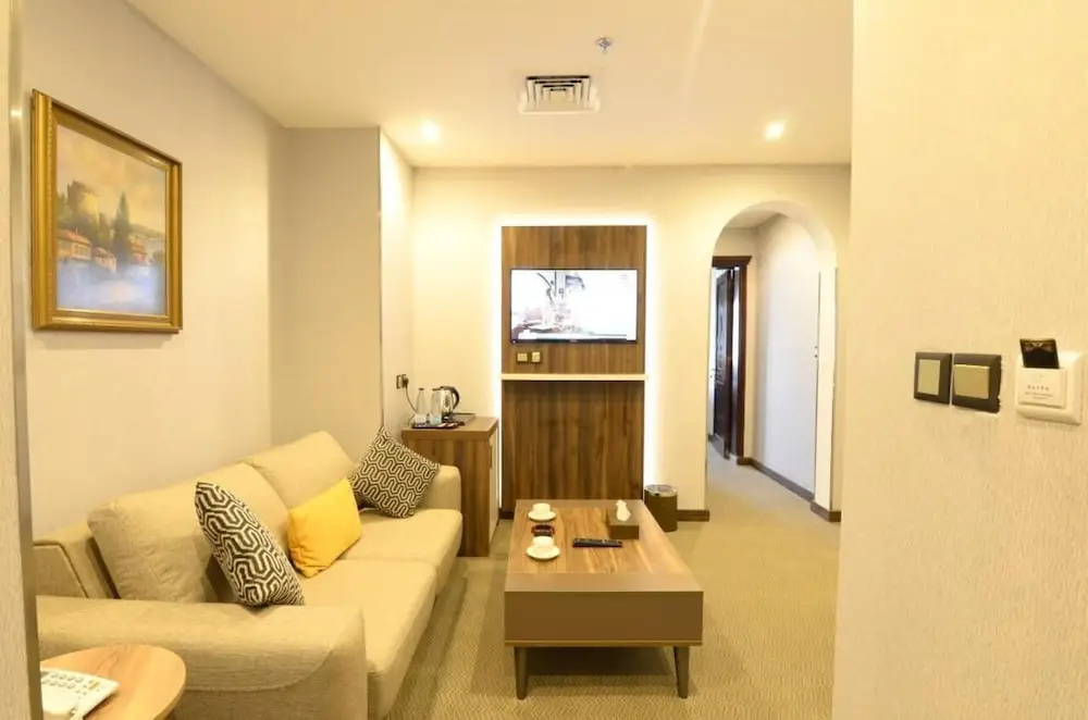 Hotel photo 12