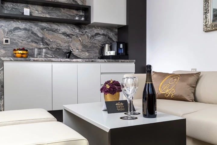 Onyx Beach Residence - фото 3