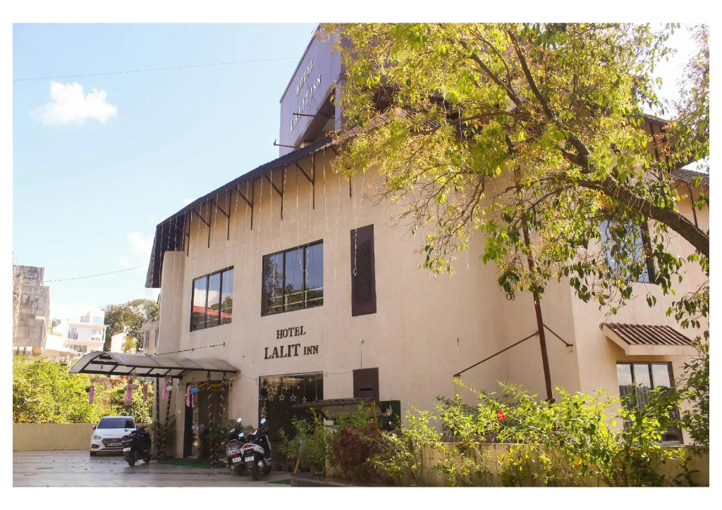 Hotel Lalit Inn