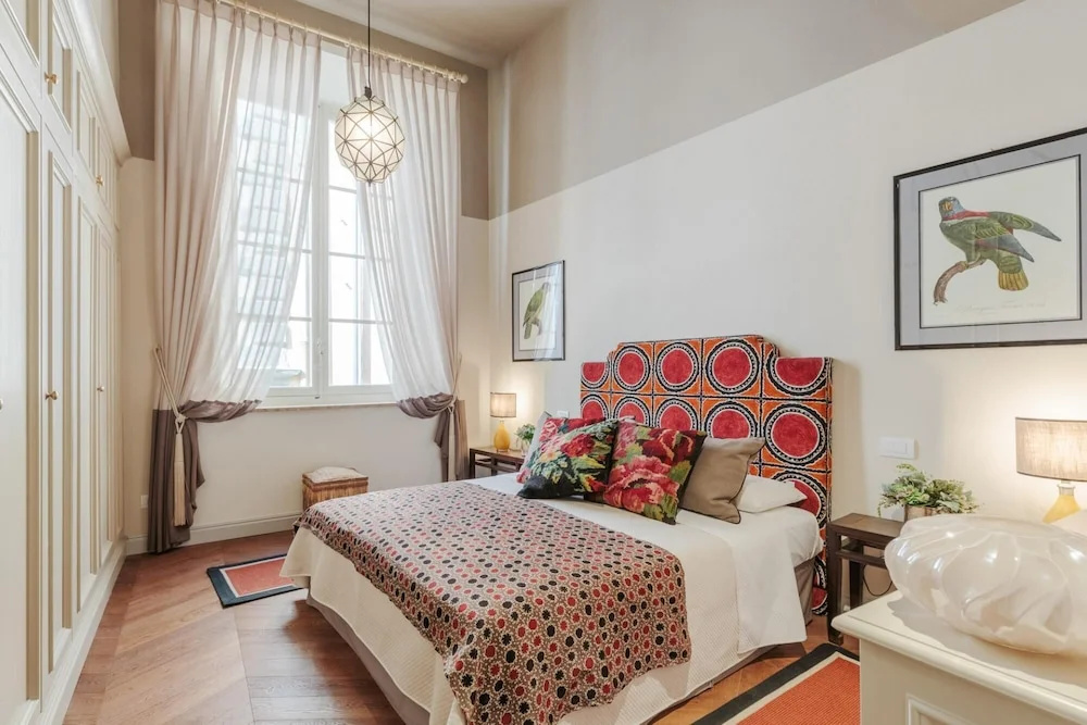 Casa Edgar in Lucca With 2 Bedrooms and 2 Bathrooms