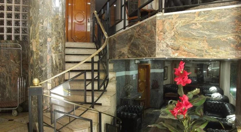 La Guardia Hotel - Général