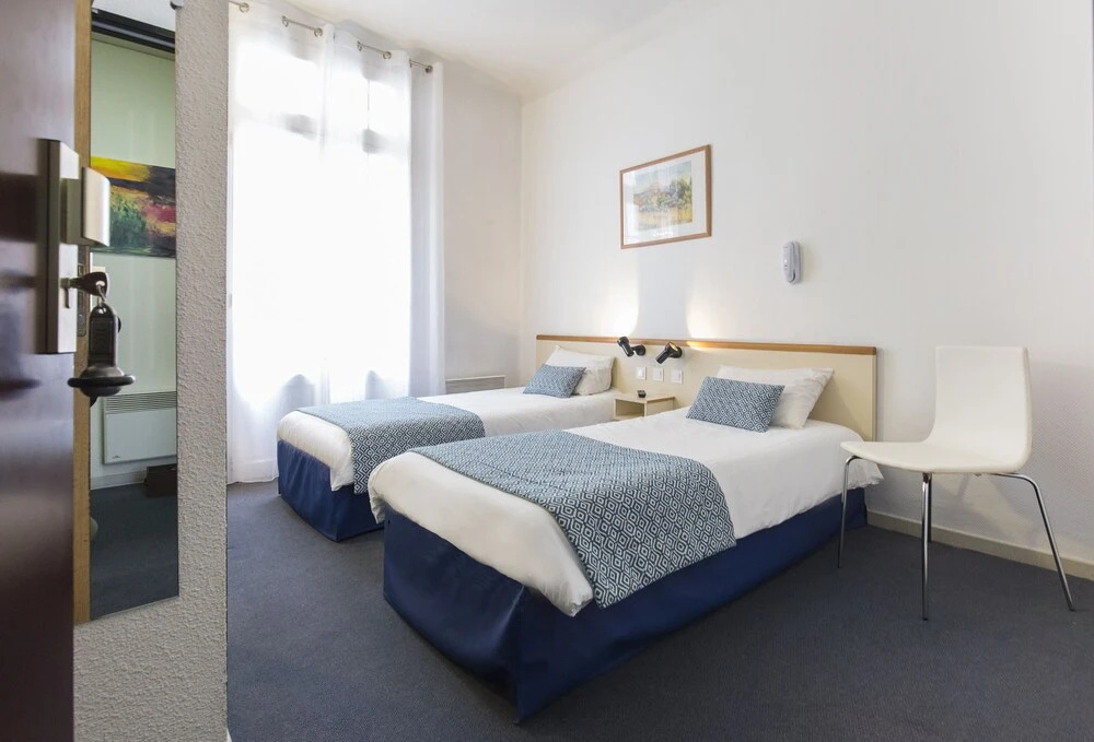 Standard Double room (twin beds)