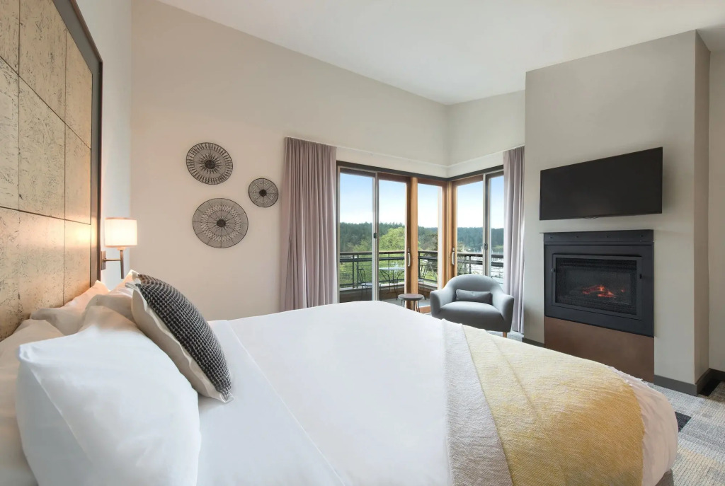 Friday Harbor House by null