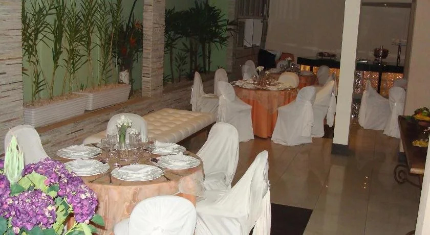 Maxim Plaza Hotel - Général