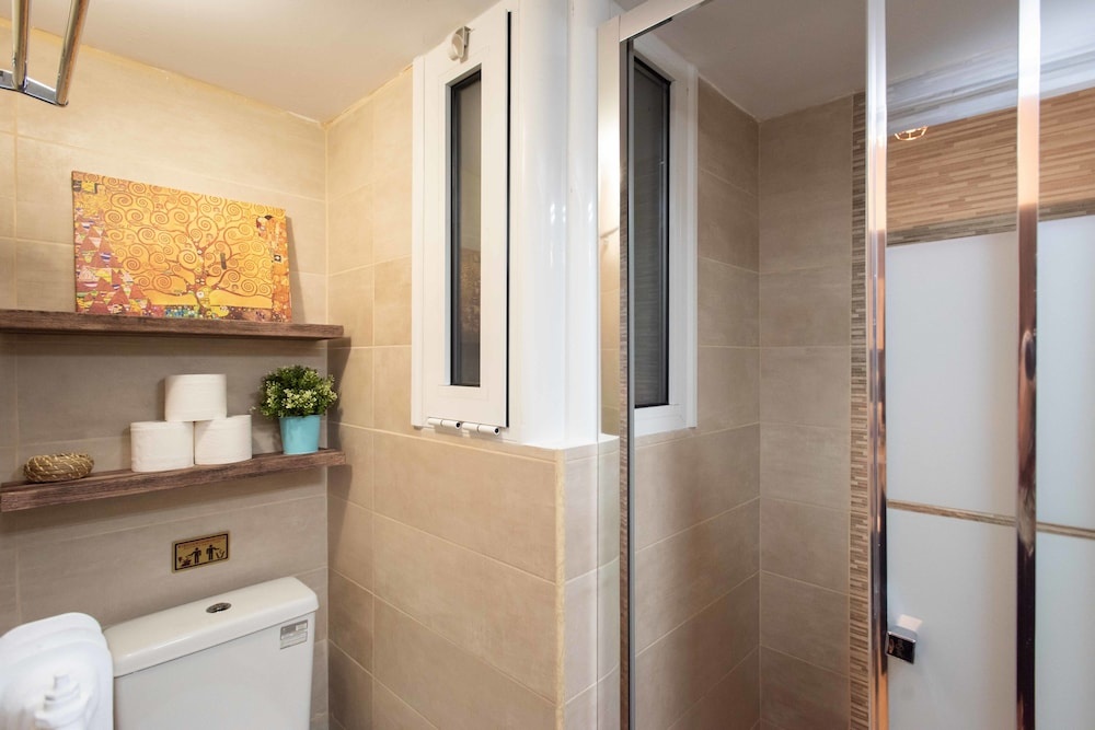 Отель Blue Ark Stylish Athens в Афины