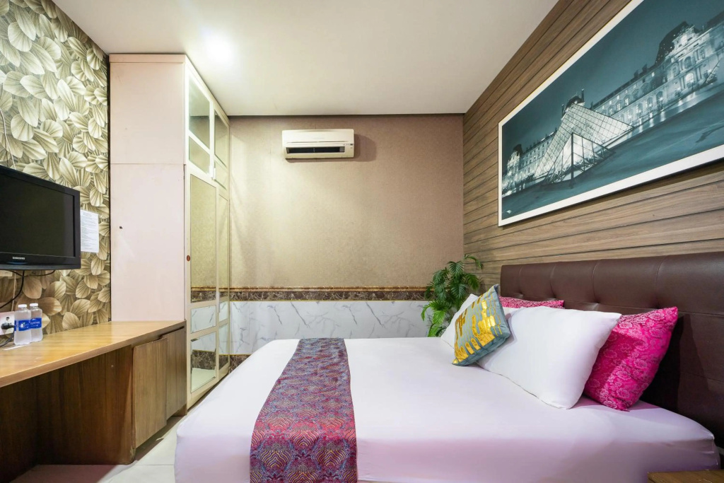 Collection O District 10 Near Van Hanh Hospital Formerly Lan Rung Hotel in Ho Chi Minh City