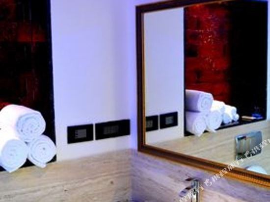 Planet Hollywood Goa Beach Resort