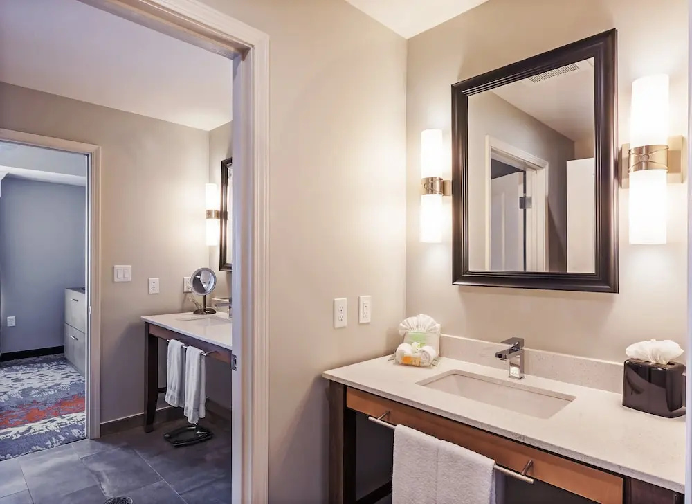 Holiday Inn Houston NE - Bush Airport Area by IHG - Chambres