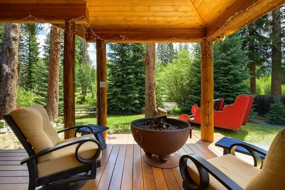 The River House 3 Bedroom Cabin