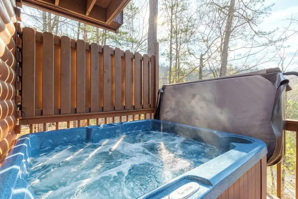 Bear Hideaway Cozy 3BR Cabin - фото 11