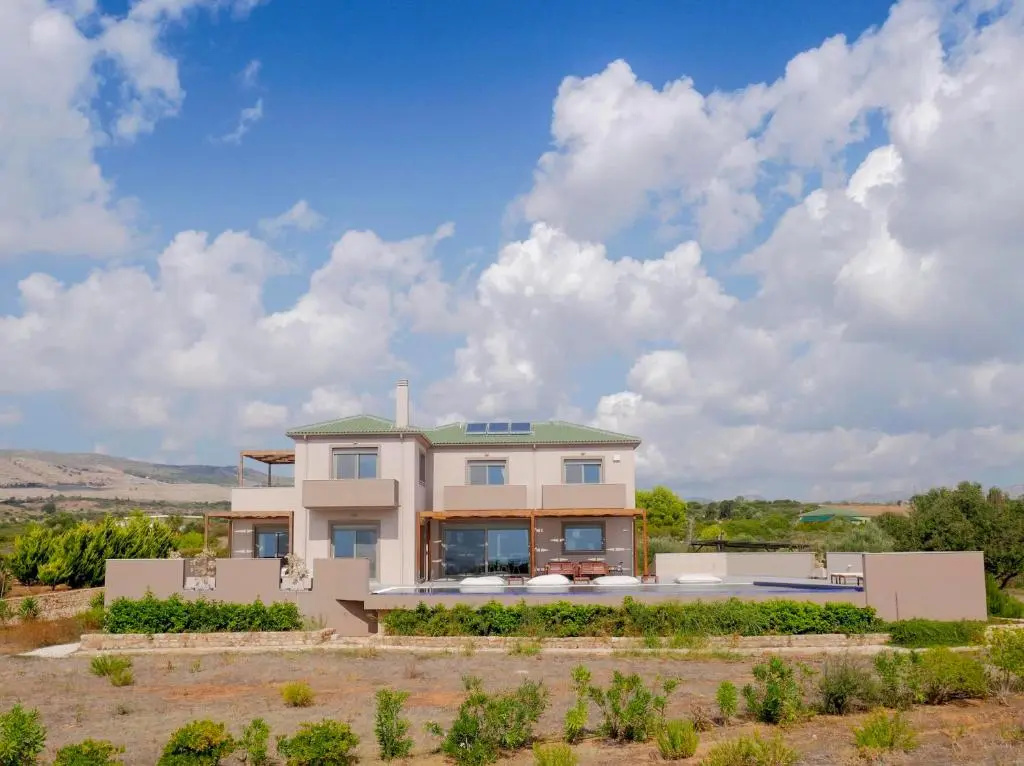 Villa beachfront