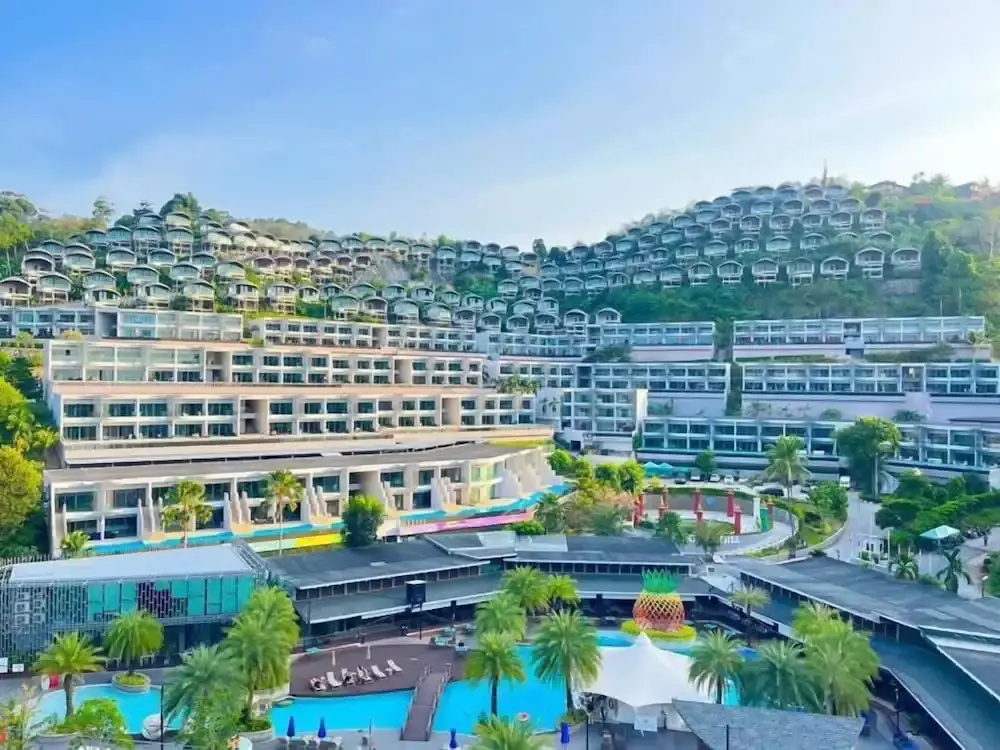 Sea View Suite Pool Access C81