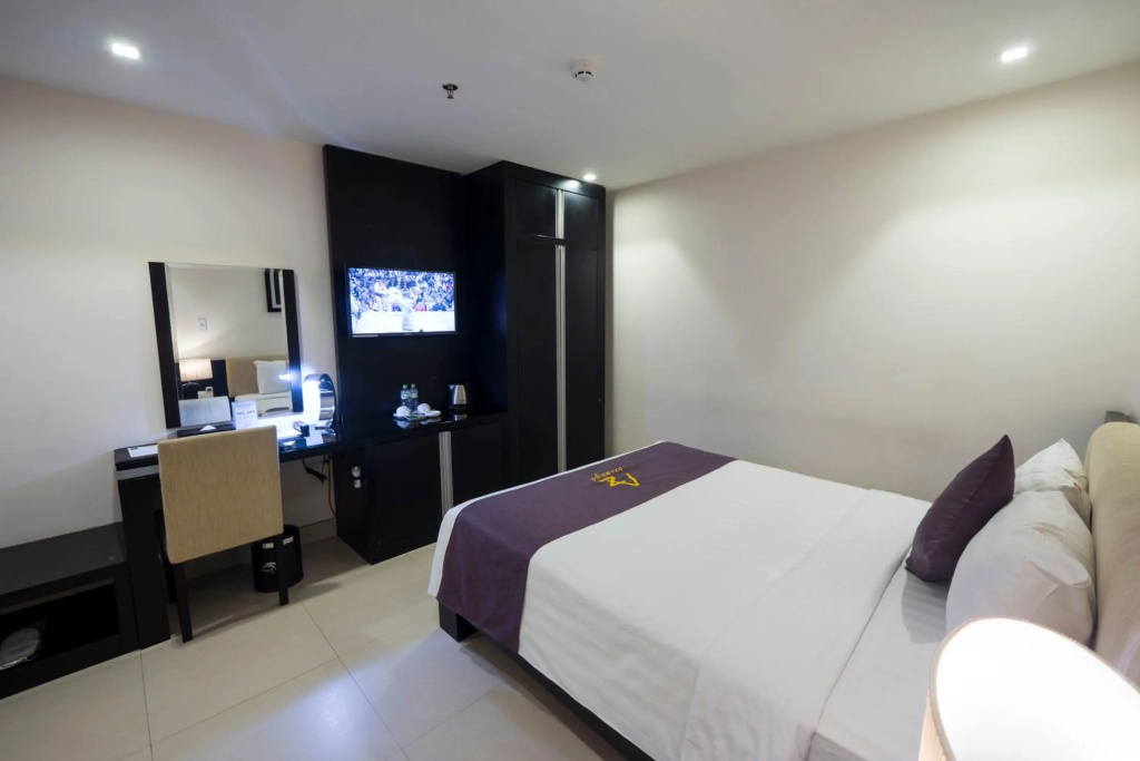 Azumaya Hotel Da Nang image 5