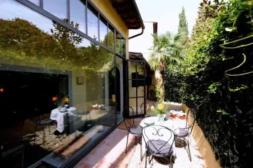White Suite Santo Spirito