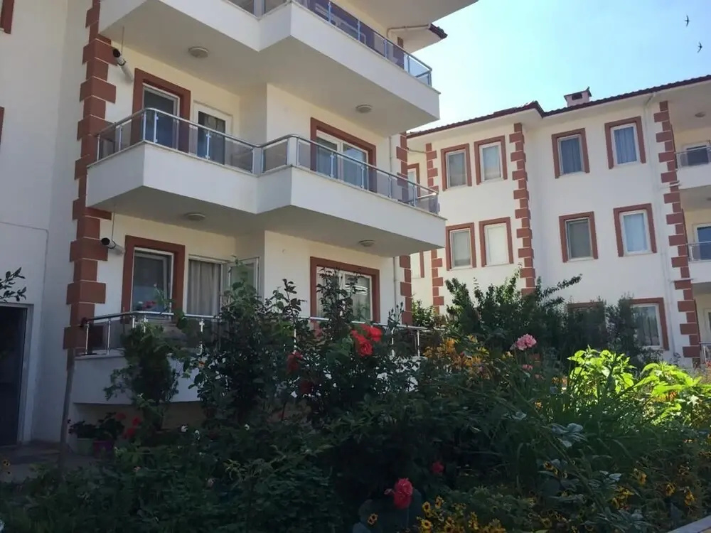 Ugurevler Apart