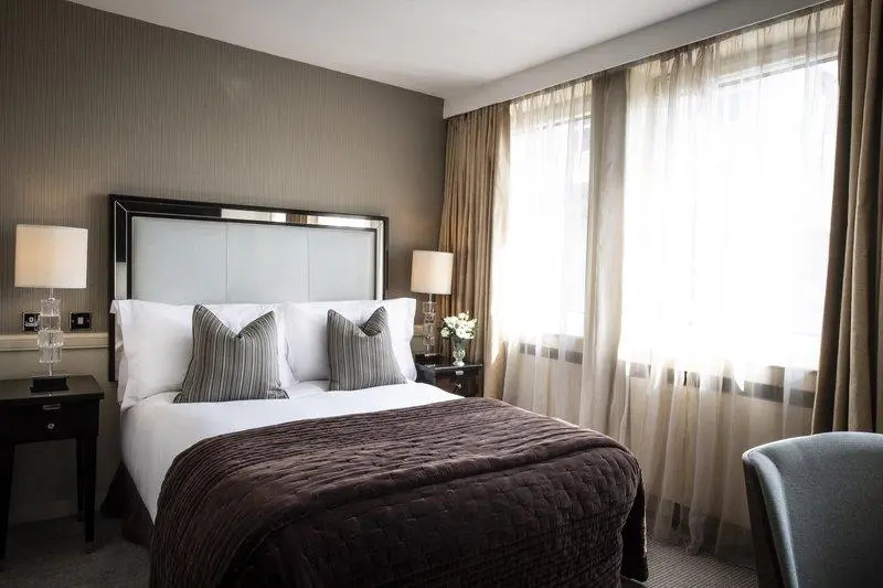 The Bristol Hotel - Chambres