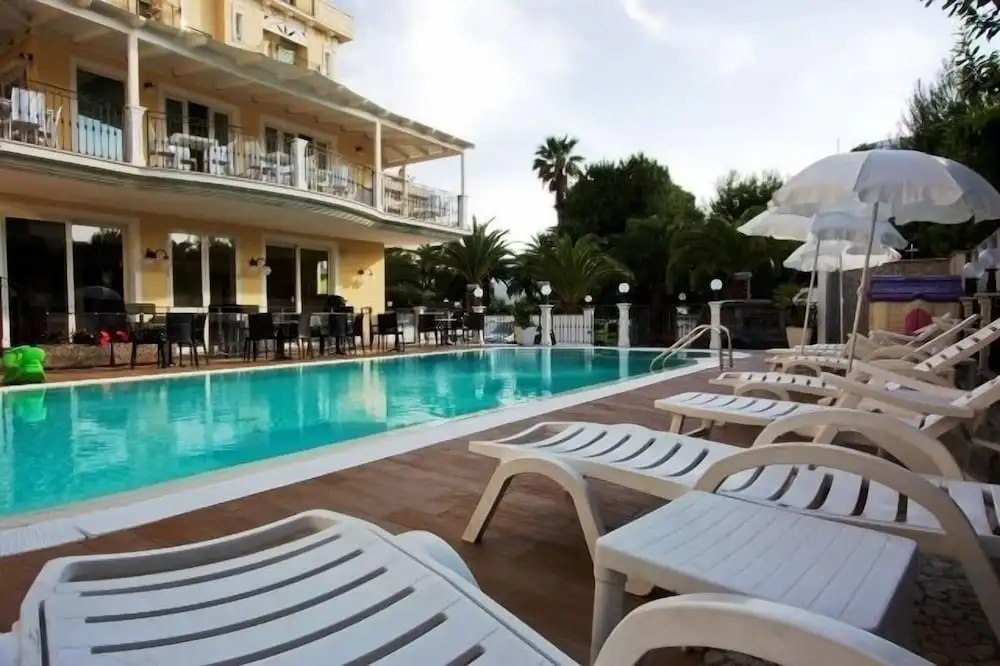 Hotel Mocambo - Général