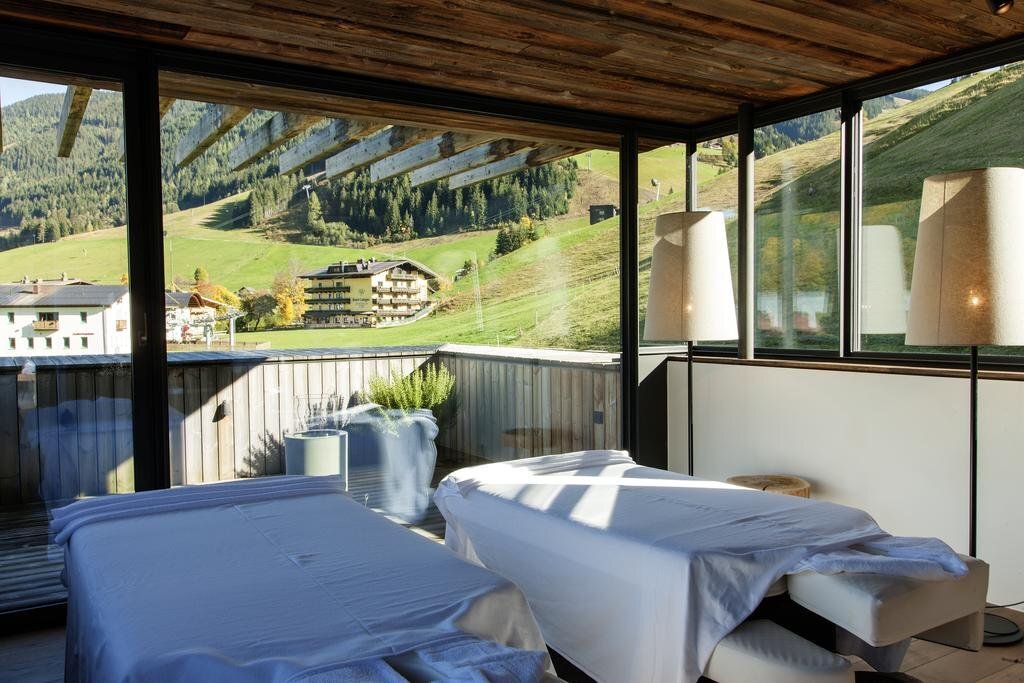 WIESERGUT Hotel by null
