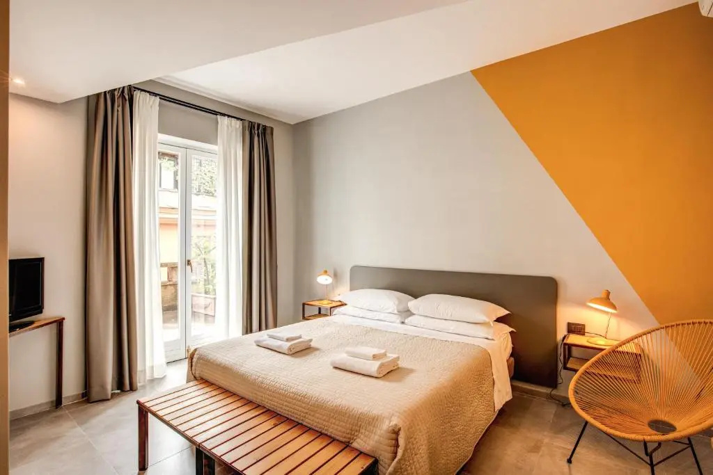 Superior Double room with balcony (full double bed)