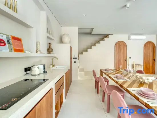 Parisian 2BR Luxury Villa 8mins walk to Beach - A Luxury Private Villa By Balinest Villas