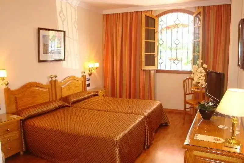 La Cueva Park - Chambres