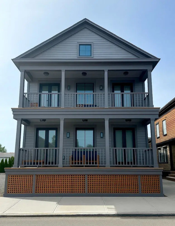 Brand New Construction! 3 Unit/5 Bed Property