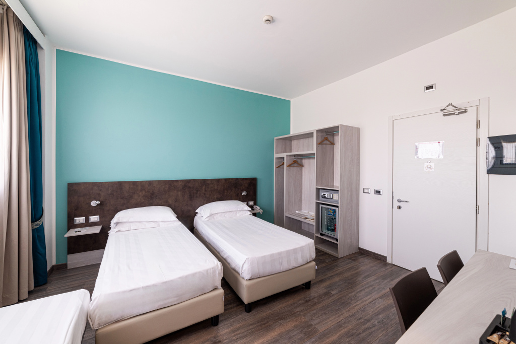 Отель Phi Hotel Milano — 4
