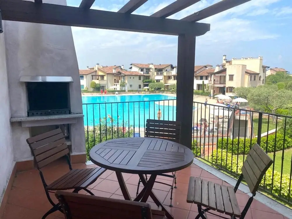 Apartment Near Lake Garda With Pool