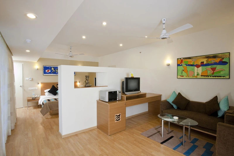 Deluxe Double room (full double bed)
