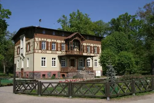 Dworek w Jeziorkach