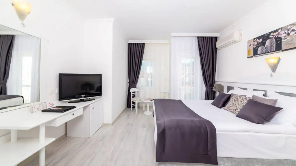 Aryes Deluxe Hotel - Général