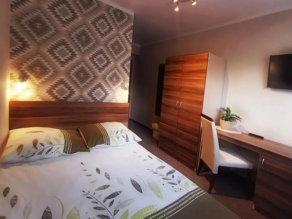 Standard Double room (full double bed)