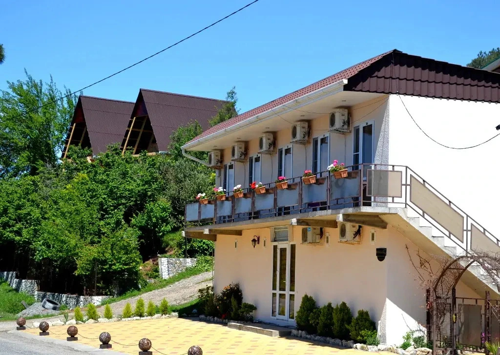 Sauchi Guest House