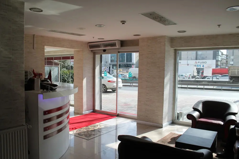 Lobby & Reception