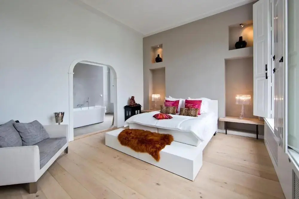 Luxury room
