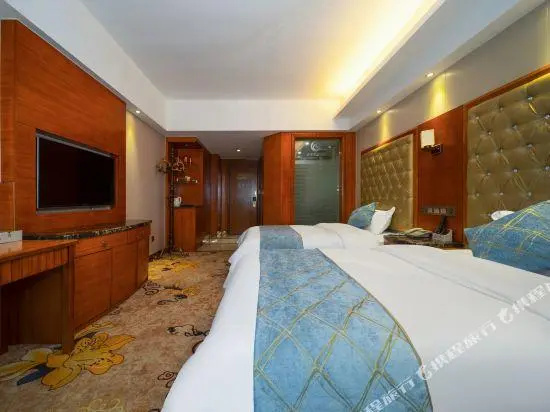 Deluxe Double room (full double bed)