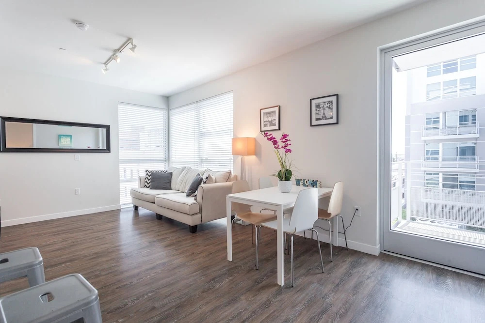 Tripbz Avalo Suites - Chambres