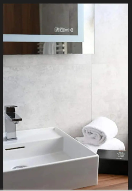 Hotel Schwarzer Adler - Chambres